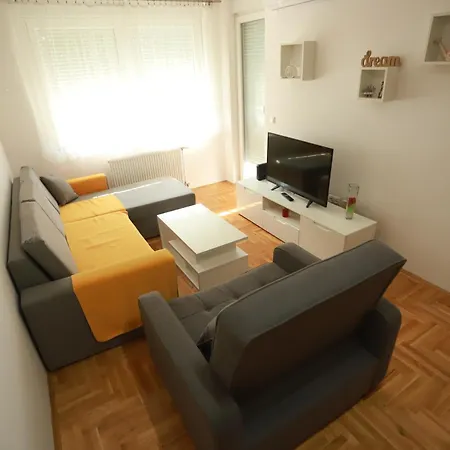 Lägenhet - Princ Banja Luka